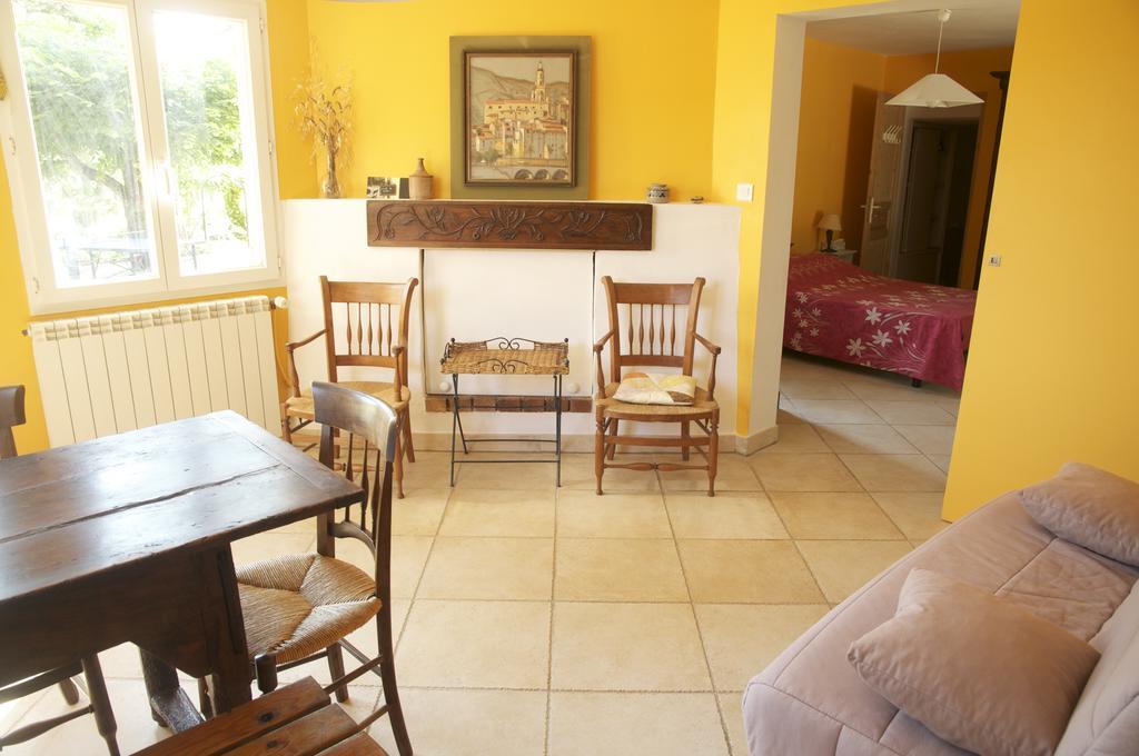 Vila Le Petit Bacalan Mormoiron Pokoj fotografie